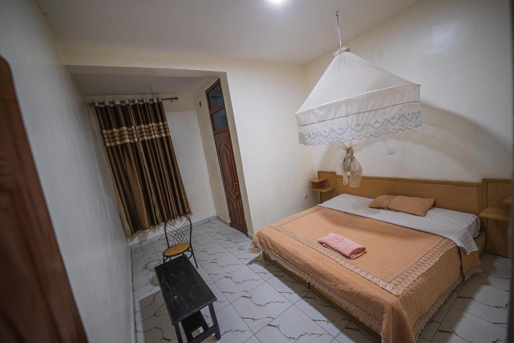 Anna Gold Hotel Kigali Esterno foto