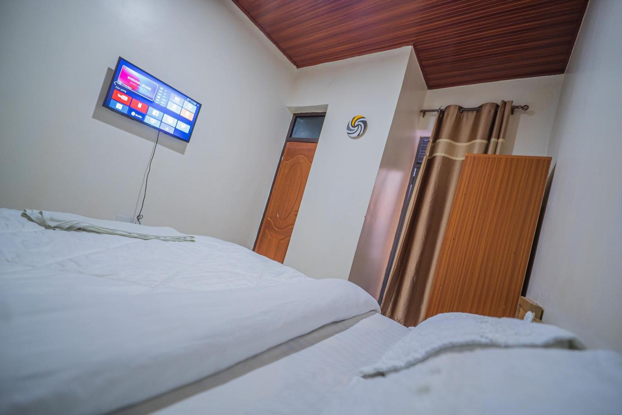 Anna Gold Hotel Kigali Esterno foto